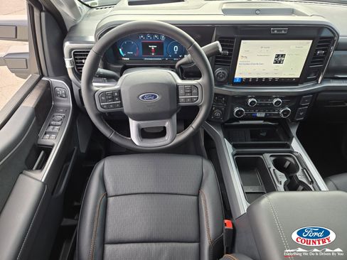 New 2025 Ford F250 Lariat w/ Lariat Ultimate Package image 9