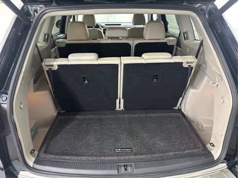 Used 2019 Volkswagen Atlas SE w/ Towing Package AWD/4WD image 16