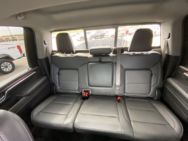Used 2025 GMC Sierra 3500 Denali w/ Technology Package AWD/4WD image 13