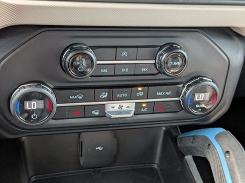 Used 2023 Ford Bronco Wildtrak AWD/4WD image 24