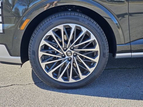 New 2026 Hyundai Palisade Calligraphy FWD image 13