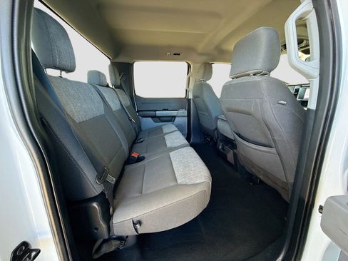 Used 2023 Ford F250 XLT image 25