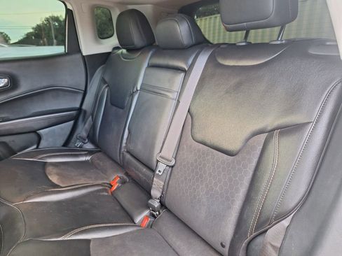 Used 2020 Jeep Compass Latitude w/ Cold Weather Group image 19