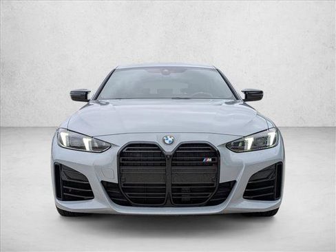 Used 2026 BMW M440i w/ Premium Package RWD image 2