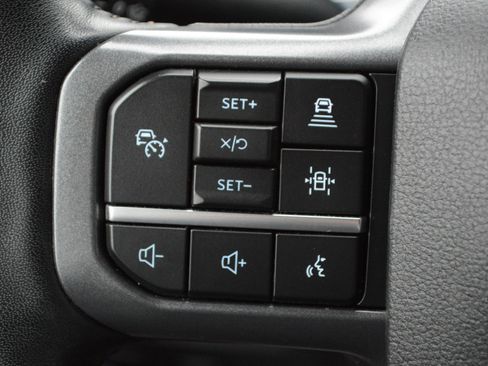 Used 2024 Ford F150 Lariat image 34