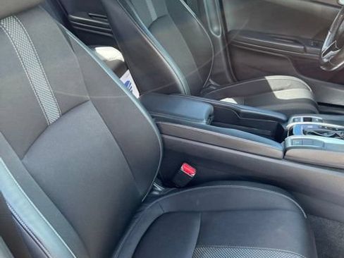 Used 2021 Honda Civic Sport image 15