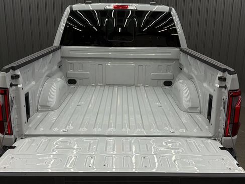 Used 2026 Ford F150 Lariat AWD/4WD image 17