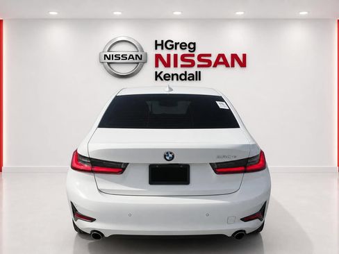 Used 2021 BMW 330e w/ Convenience Package RWD image 6