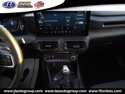 Used 2025 Ford Mustang Coupe RWD image 17