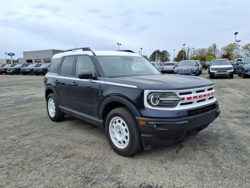 Used 2023 Ford Bronco Sport Heritage w/ Heritage Convenience Package AWD/4WD image 3