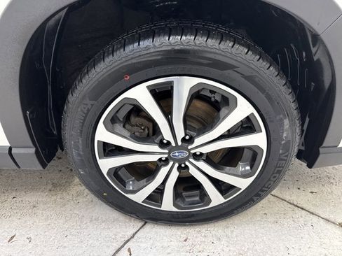 Used 2022 Subaru Forester Limited image 33