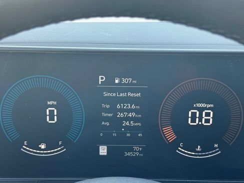 Used 2025 Hyundai Kona SEL AWD/4WD image 27