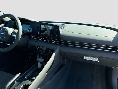 New 2026 Hyundai Elantra Sport image 21