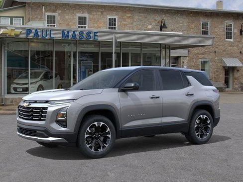 New 2026 Chevrolet Equinox LT w/ Convenience Package II image 2