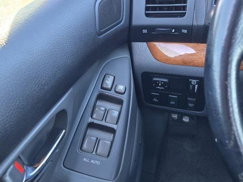 Used 2006 Lexus GX 470 image 16