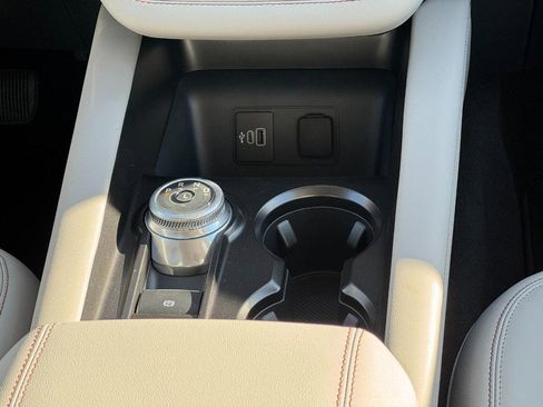 New 2026 Ford Explorer Active w/ Active Comfort Package image 10