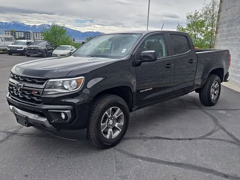 Used 2021 Chevrolet Colorado Z71 AWD/4WD image 8