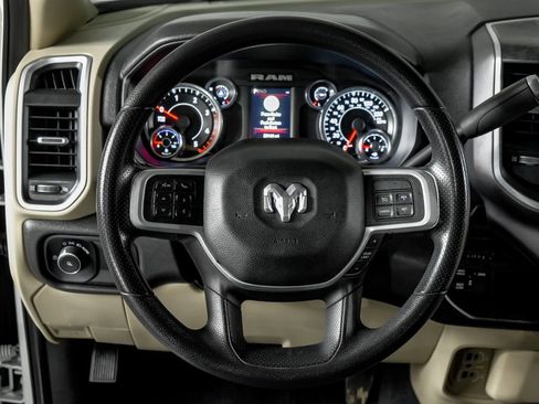 Used 2022 RAM 3500 Big Horn image 16
