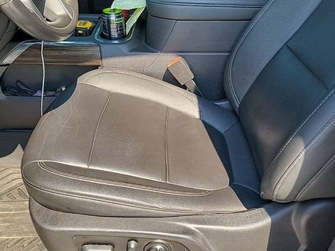 Used 2022 Chevrolet Silverado 1500 LT Trail Boss w/ Convenience Package II AWD/4WD image 11