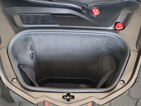 Used 2024 Chevrolet Corvette Z06 w/ Z07 Performance Package image 38