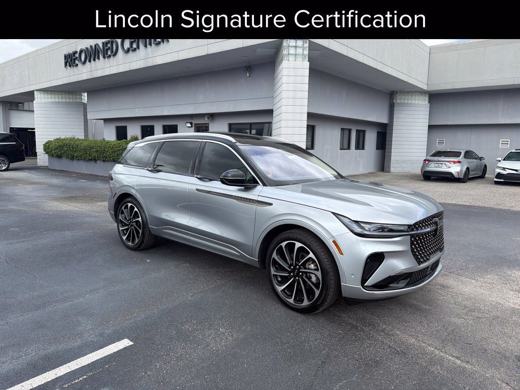 Used 2024 Lincoln Nautilus Black Label AWD/4WD image 1