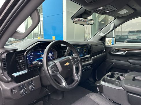 Used 2023 Chevrolet Silverado 1500 LT image 20