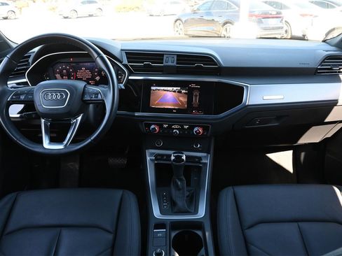 Certified 2022 Audi Q3 2.0T Premium image 5
