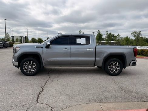 Used 2023 GMC Sierra 1500 SLT w/ SLT Premium Package AWD/4WD image 4