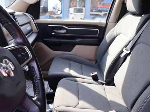 Used 2019 RAM 1500 Big Horn AWD/4WD image 36