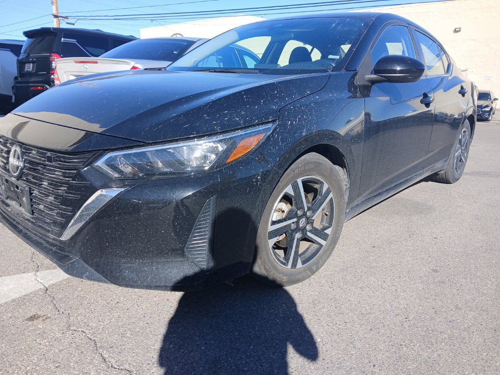 Used 2025 Nissan Sentra SV FWD image 1