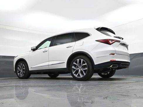 Used 2024 Acura MDX SH-AWD w/ Technology Package image 35