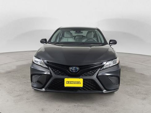Used 2020 Toyota Camry SE FWD image 8