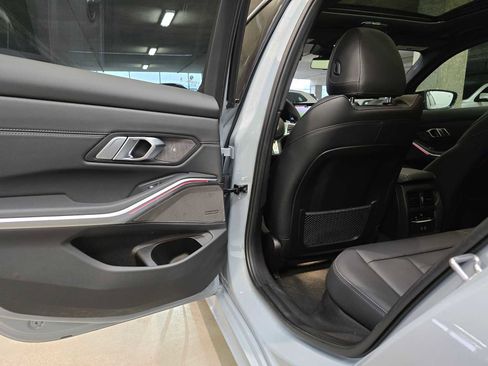 Used 2023 BMW M340i xDrive image 27