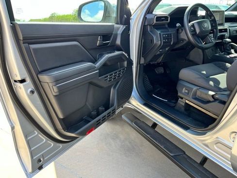 New 2026 Toyota Tacoma SR AWD/4WD image 15