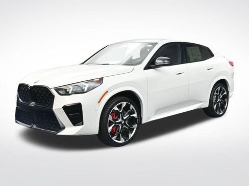New 2026 BMW X2 xDrive28i w/ Technology Package AWD/4WD image 9