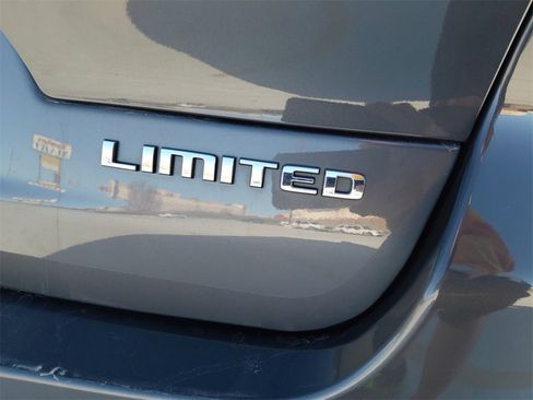 Used 2023 Jeep Grand Cherokee L Limited image 24