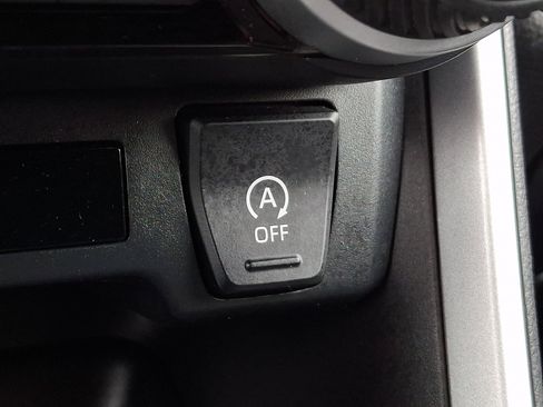 Used 2023 Toyota RAV4 LE image 24