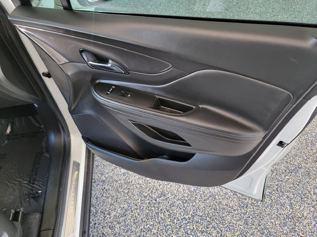 Used 2018 Buick Encore Preferred FWD image 13