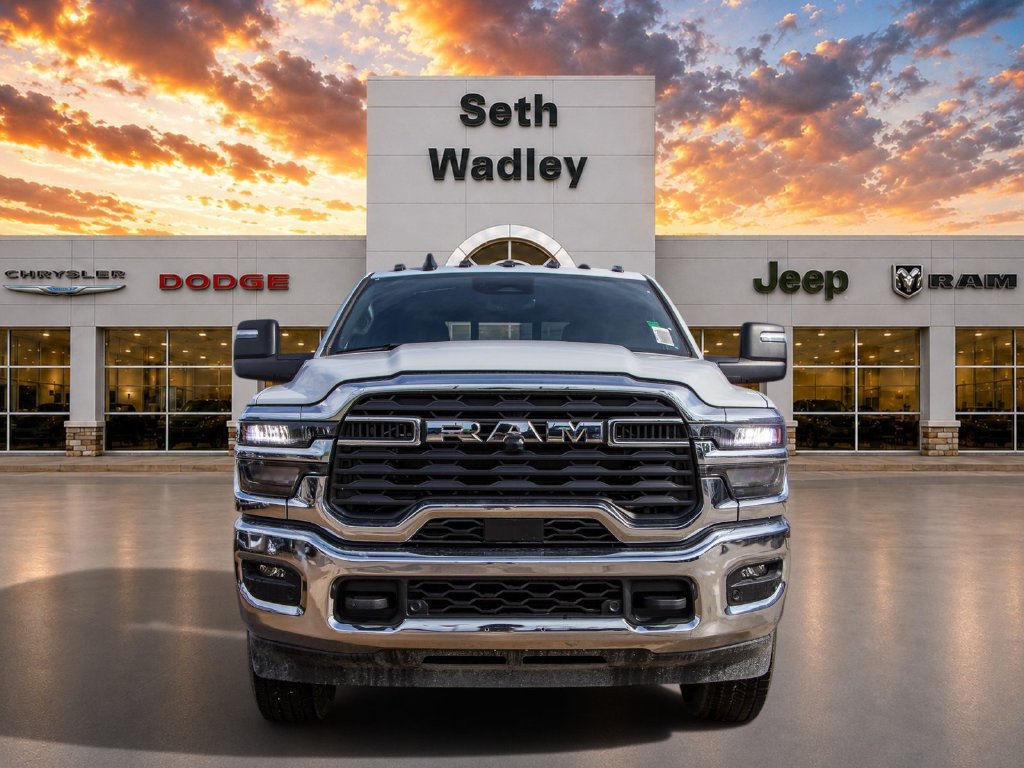 Used 2025 RAM 2500 Tradesman AWD/4WD image 4