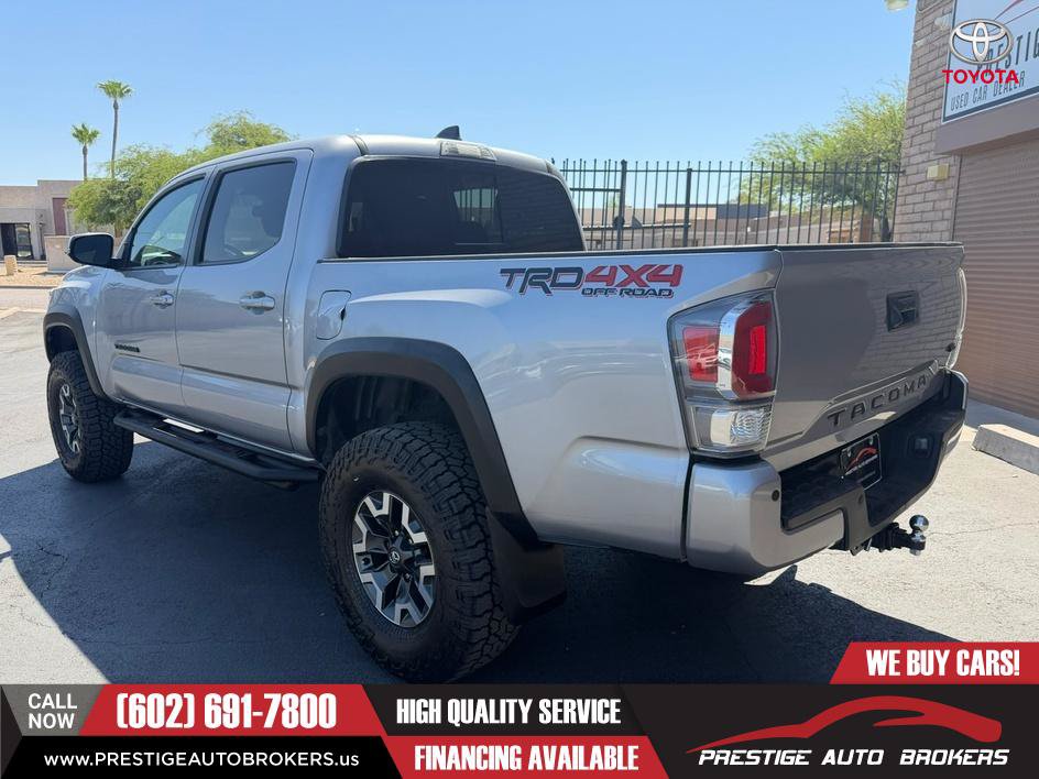 Used 2021 Toyota Tacoma TRD Off-Road w/ Technology Package AWD/4WD image 17