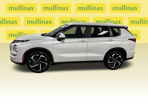 Used 2022 Mitsubishi Outlander ES FWD image 8