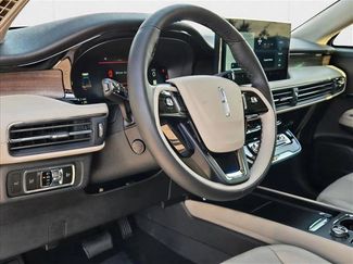 New 2025 Lincoln Corsair Reserve video 3