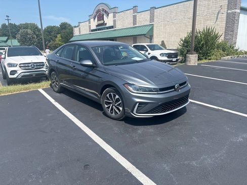 Used 2025 Volkswagen Jetta S FWD image 7