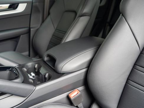 New 2026 Porsche Cayenne AWD/4WD image 26