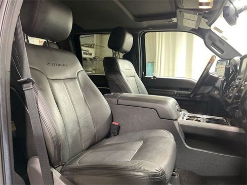 Used 2016 Ford F250 Platinum w/ FX4 Off-Road Package image 25