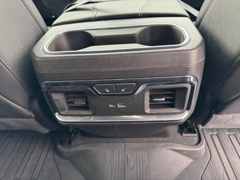 Used 2024 GMC Sierra 1500 SLT w/ SLT Premium Plus Package image 19