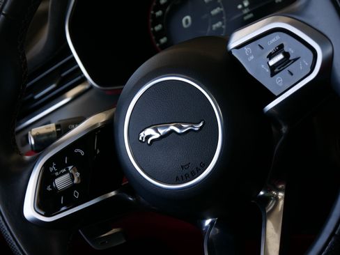 Used 2021 Jaguar F-PACE SVR AWD/4WD image 26