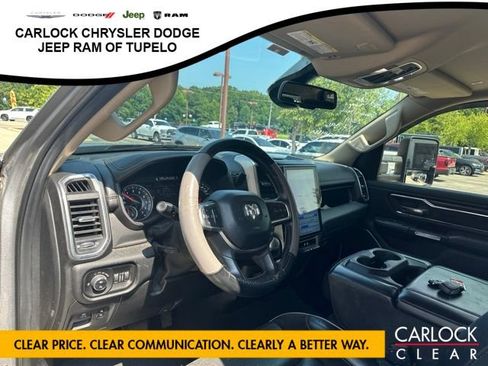 Used 2019 RAM 1500 Laramie AWD/4WD image 17