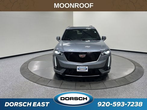 Used 2024 Cadillac XT6 Sport image 2