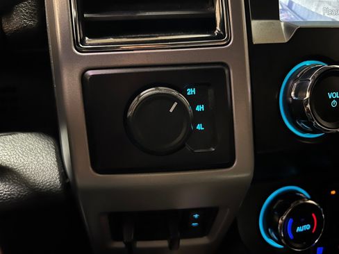 Used 2021 Ford F250 Lariat w/ Lariat Value Package image 29